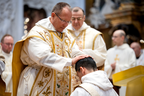Priesterweihe Ambruster / Erzdiözese Wien/Schönlaub