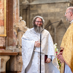 Priesterweihe Byzantinischer Ritus im Stephansdom / Erzdiözese Wien/ Schönlaub