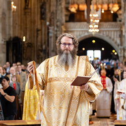 Priesterweihe Byzantinischer Ritus im Stephansdom / Erzdiözese Wien/ Schönlaub